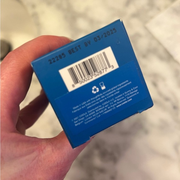 COOLA CLASSIC "PINA COLADA" ORGANIC SPF 30 SUNSCREEN LOTION- 5OZ. - Picture 8 of 8